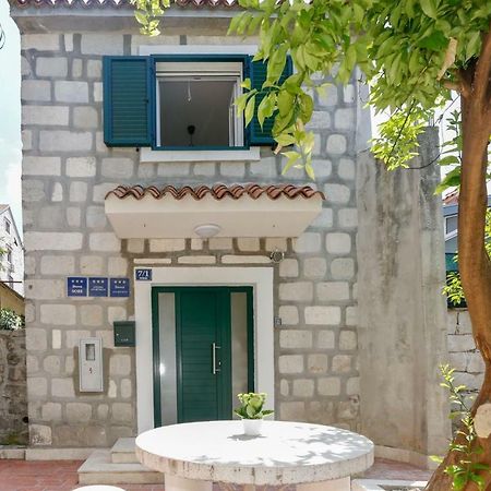 Apartments And Rooms Stone House Split Exterior photo